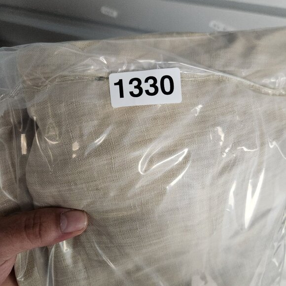 Mens Jos A Bank Travel Collection size 40 Linen Pleated Shorts - Picture 10 of 10